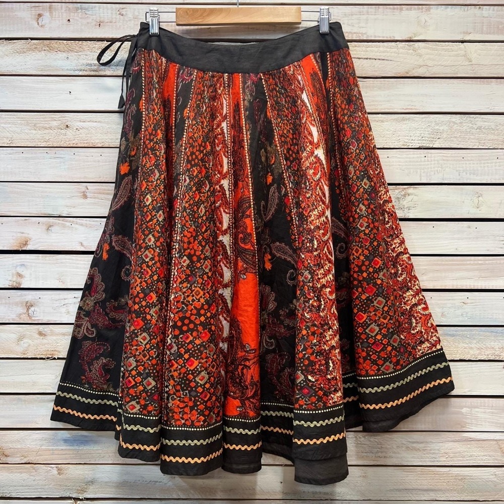 Elegant Black and Red Midi Skirt